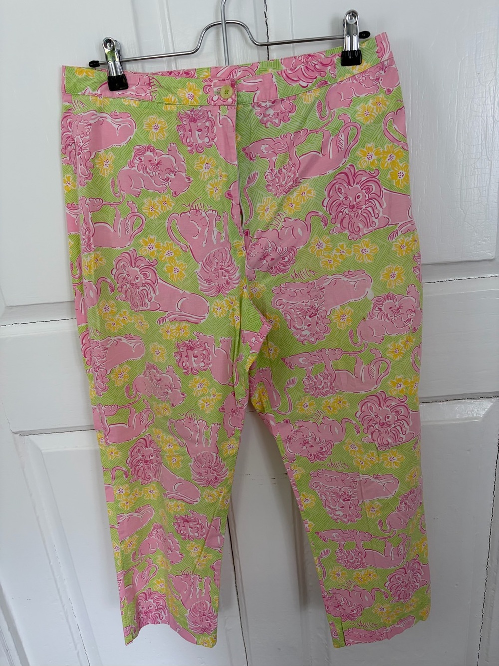Lilly Pulitzer Pink Lion Print Capri Pants